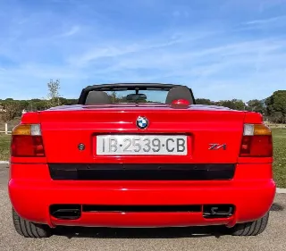 Foto 4 di 7: BMW Z1      