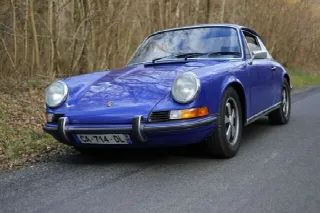 Foto 2 di 5: PORSCHE 911(1963-1973) 911 - 2.4 T
