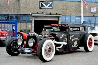 Foto 2 di 6: AAR Eagle rat rod