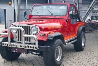 Foto 2 di 8: JEEP CJ 7  Renegade 