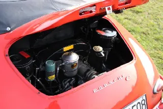 Foto 15 di 17: PORSCHE 356 C T6 Cabrio 