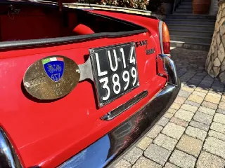 Foto 53 di 54: FIAT 1600S Osca   