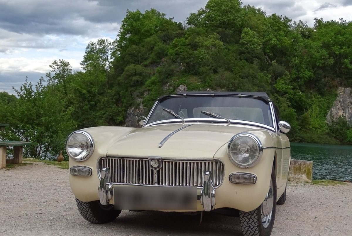 MG Midget 1500    