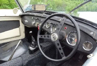 Foto 5 di 6: MG Midget 1500    