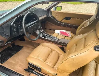 Foto 5 di 7: PORSCHE 928 
