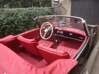 Foto 32 di 40: MERCEDES-BENZ SL190(1955-1963) 190 SL Roadster Hoffmann 1955 (Pre)