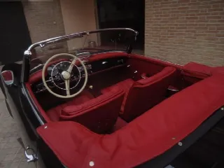 Foto 28 di 40: MERCEDES-BENZ SL190(1955-1963) 190 SL Roadster Hoffmann 1955 (Pre)