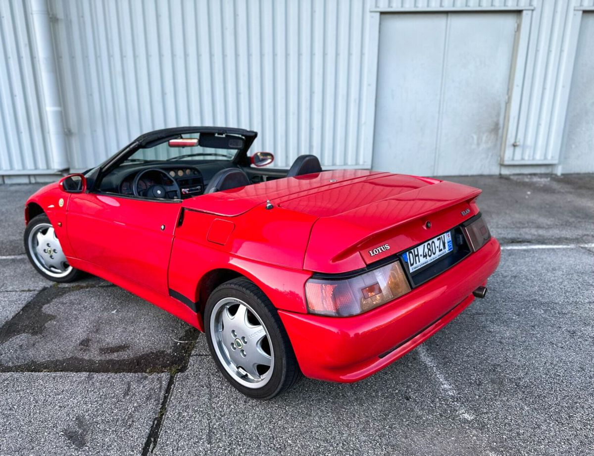 LOTUS Elan Turbo SE