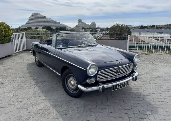 PEUGEOT 404 Cabriolet 