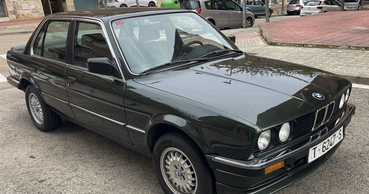 BMW 3 Series (1990-1998)  320i E30