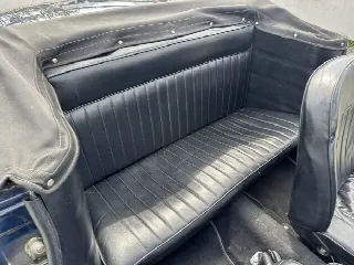 Foto 7 di 7: PEUGEOT 404 Cabriolet 