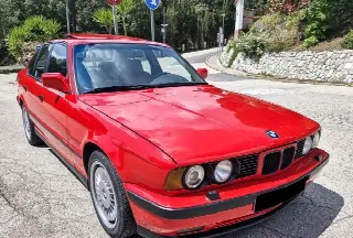 Foto 1 di 5: BMW M5 E34 