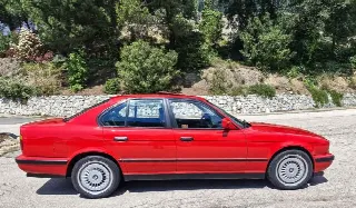Foto 2 di 5: BMW M5 E34 