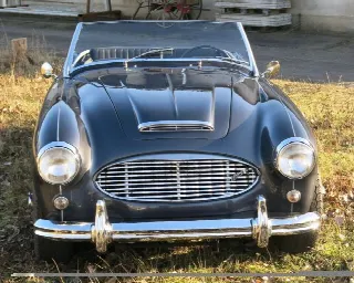 Foto 3 di 6: AUSTIN HEALEY 100/6 BN4   