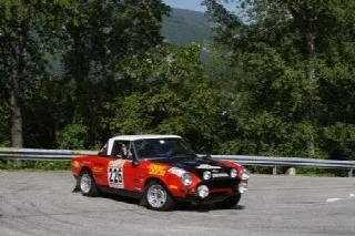 Foto 2 di 3: FIAT 124 124 Abarth