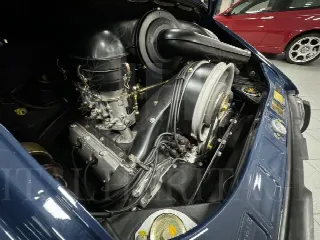 Foto 12 di 20: PORSCHE 911 2.0 