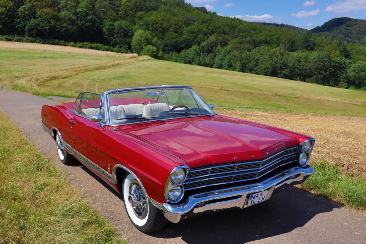 FORD Galaxie(1959-1974) 500 XL  