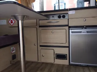 Foto 5 di 7: Volkswagen T2 Kombi   