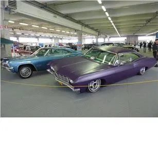 Foto 3 di 6: CHEVROLET Impala Impala