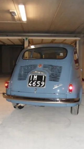 Foto 2 di 12: FIAT 600 600 I° serie 1956