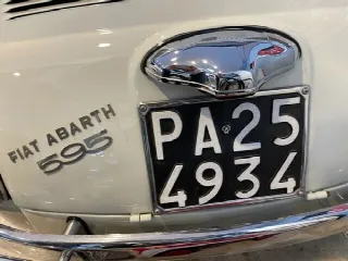 Foto 3 di 11: ABARTH 595 L  