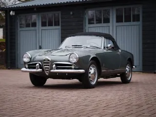 Foto 3 di 18: ALFA ROMEO Giulietta Spider 