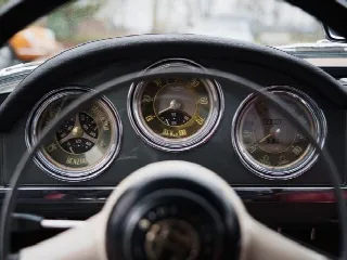Foto 11 di 18: ALFA ROMEO Giulietta Spider 