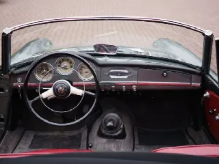 Foto 16 di 18: ALFA ROMEO Giulietta Spider 