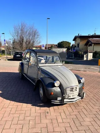 Foto 4 di 6: CITROEN 2 CV Charleston 