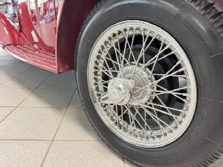 Foto 24 di 30: MG TD  
