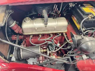 Foto 26 di 30: MG TD  
