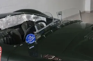Foto 8 di 8: JAGUAR C-TYPE Roadster- recreation