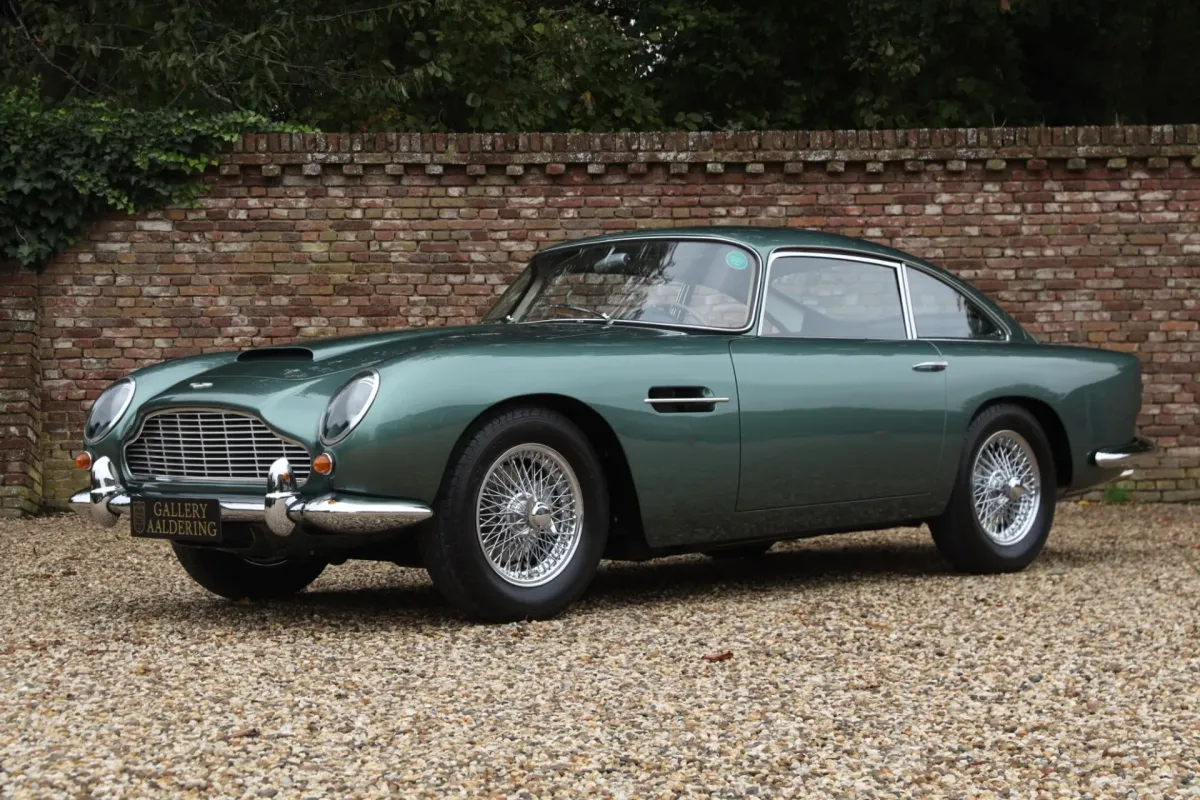 ASTON MARTIN DB4 Series 4 Vantage LHD “One of 14 built” This Car Qualifies for 0% Import Tariffs in the USA, only 33.000 km