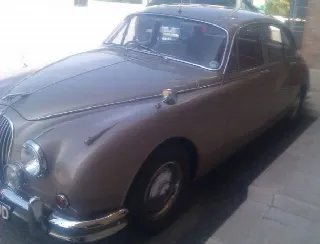 Foto 2 di 4: JAGUAR MKII 3.4 