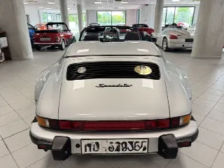 Foto 25 di 30: PORSCHE 911 Speedster 3.2