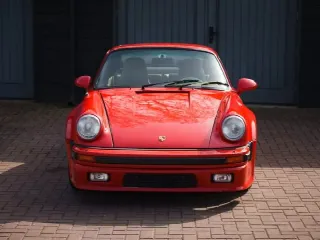 Foto 3 di 6: PORSCHE 930 Turbo