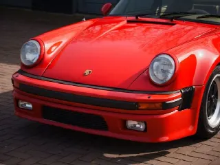 Foto 4 di 6: PORSCHE 930 Turbo