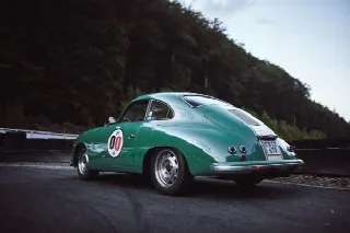 Foto 2 di 3: PORSCHE 356 T1