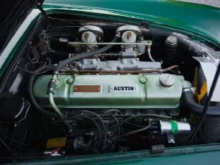 Foto 12 di 15: AUSTIN HEALEY 3000 BT7 MK1