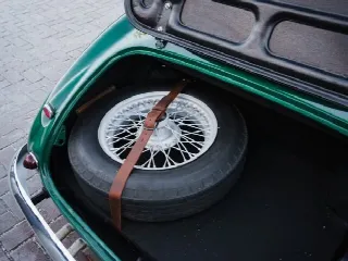 Foto 14 di 15: AUSTIN HEALEY 3000 BT7 MK1