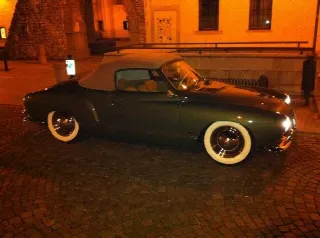 Foto 1 di 2: Volkswagen Karmann Ghia Cabrio