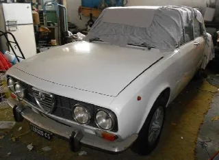 Foto 3 di 13: ALFA ROMEO 2000  