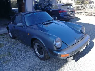 Foto 1 di 9: PORSCHE 911 SC   