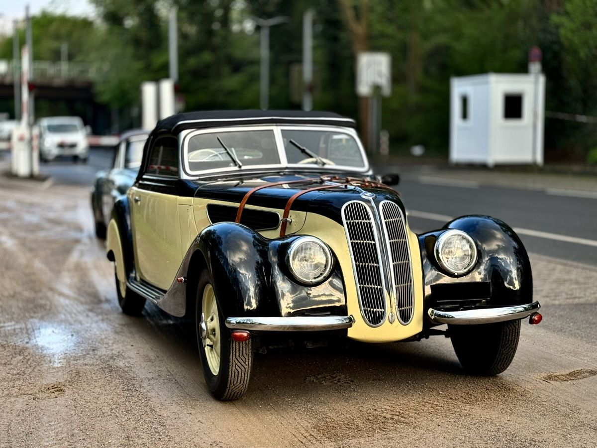 BMW 327/28 Cabriolet -  One of just 569 examples ever built * Matching numbers