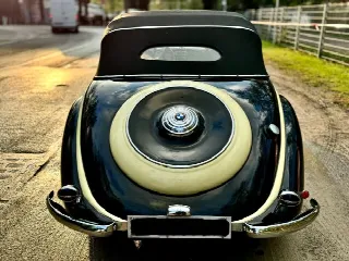 Foto 4 di 9: BMW 327/28 Cabriolet -  One of just 569 examples ever built * Matching numbers