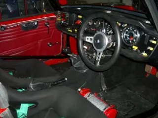 Foto 4 di 6: TRIUMPH TR4 Works FIA rally car - aluminium bodied