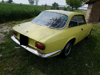Foto 2 di 4: ALFA ROMEO GTV  