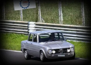 Foto 1 di 9: ALFA ROMEO Giulia Super Berlina 
