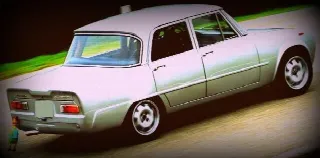 Foto 5 di 9: ALFA ROMEO Giulia Super Berlina 