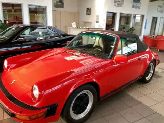 Foto 1 di 8: PORSCHE 911 Carrera 